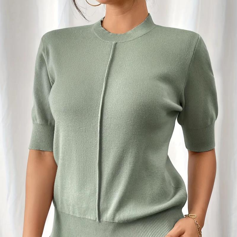 Why has the gray short sleeved shirt become the first choice for professional women in the women's 2025 new summer top?